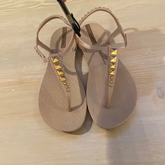 Ipanema Shoes Ipanema Lenny Niemeyer Studded Tstrap Sandals